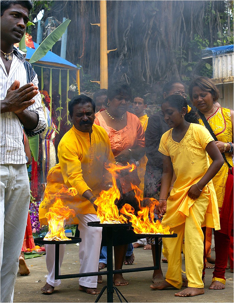 Marche sur le  feu 2009